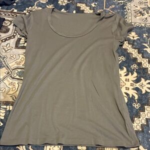 Stylish Gray Women's Short Sleeve Top
